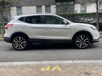 Nissan Qashqai 1.2 DIG-T Tekna XTRON 2WD Euro 6 (s/s) 5dr