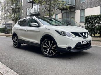 Nissan Qashqai 1.2 DIG-T Tekna XTRON 2WD Euro 6 (s/s) 5dr