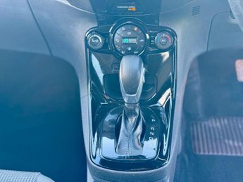 Ford Fiesta 1.0T EcoBoost Titanium Powershift Euro 6 5dr