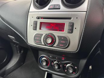 Alfa Romeo MiTo 1.4 MultiAir Distinctive Euro 5 (s/s) 3dr