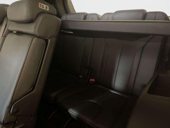 Hyundai Santa Fe 2.2 CRDi Premium SE SUV 5dr Diesel Auto 4WD Euro 6 (s/s) 7 Seat 