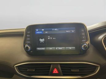 Hyundai Santa Fe 2.2 CRDi Premium SE SUV 5dr Diesel Auto 4WD Euro 6 (s/s) 7 Seat 