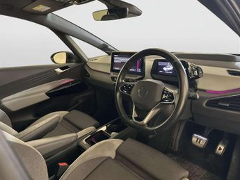 Volkswagen ID.3 Pro S 77kWh Tour Hatchback 5dr Electric Auto (204 ps)