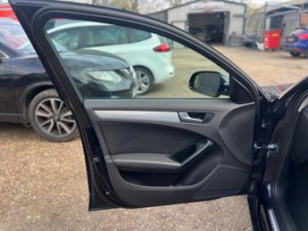Audi A4 2.0 TDI Executive SE Multitronic Euro 4 4dr
