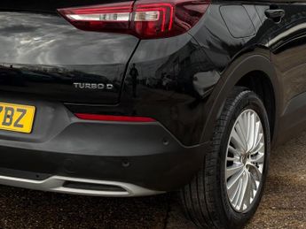 Vauxhall Grandland X 1.6 Turbo D BlueInjection Sport Nav Auto Euro 6 (s/s) 5dr
