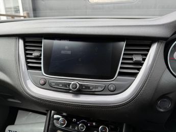 Vauxhall Grandland X 1.6 Turbo D BlueInjection Sport Nav Auto Euro 6 (s/s) 5dr