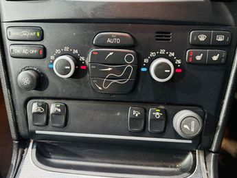 Volvo XC90 2.4 D5 R-Design Geartronic AWD 5dr