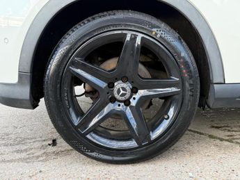 Mercedes-Benz GLA 2.1 GLA220d AMG Line (Premium Plus) 7G-DCT 4MATIC Euro 6 (s/s) 5