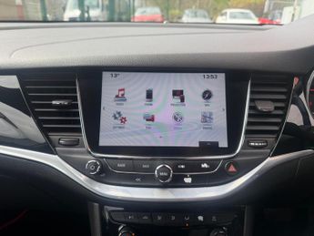 Vauxhall Astra 1.4i Turbo SRi Nav Auto Euro 6 (s/s) 5dr