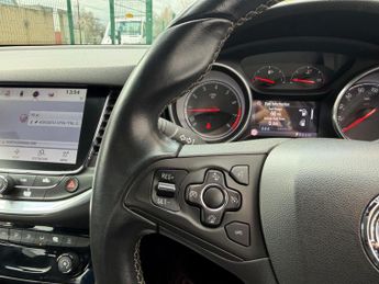 Vauxhall Astra 1.4i Turbo SRi Nav Auto Euro 6 (s/s) 5dr