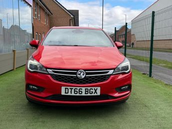 Vauxhall Astra 1.4i Turbo SRi Nav Auto Euro 6 (s/s) 5dr
