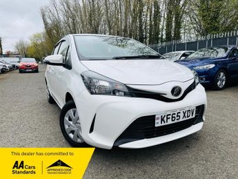 Toyota Yaris (Vitz) 1.0 Dual VVT-i Icon Multidrive S