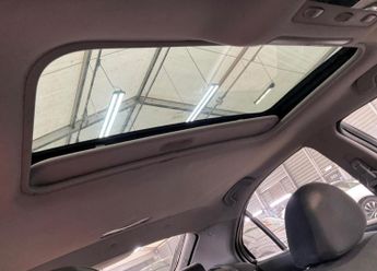 Nissan Primera 1.8 SVE 5dr