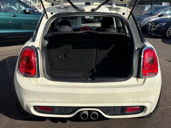 MINI Hatch 2.0 Cooper S Auto Euro 6 (s/s) 3dr