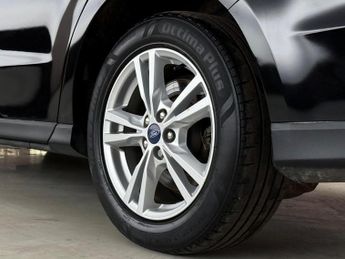 Ford Galaxy 2.5h Duratec Titanium CVT Euro 6 (s/s) 5dr