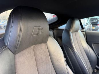 Audi TT 2.0 TFSI Black Edition S Tronic quattro Euro 6 (s/s) 3dr