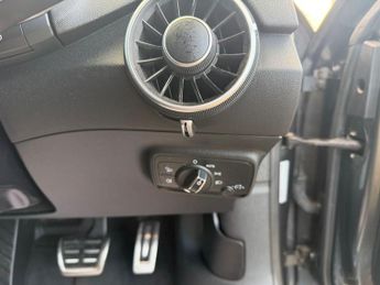 Audi TT 2.0 TFSI Black Edition S Tronic quattro Euro 6 (s/s) 3dr