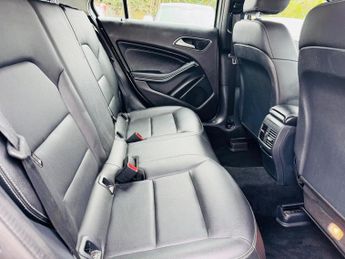 Mercedes-Benz A Class 1.6 A180 Sport 7G-DCT Euro 6 (s/s) 5dr