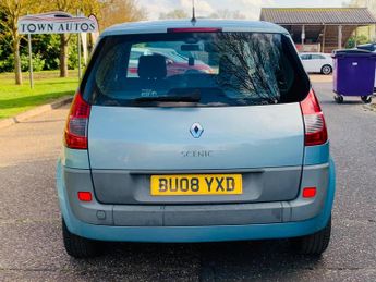 Renault Scenic 1.6 VVT Dynamique 5dr