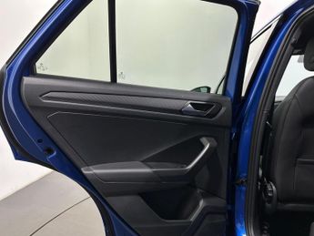 Volkswagen T-Roc 1.5 TSI EVO R-Line DSG Euro 6 (s/s) 5dr
