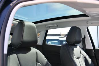 Vauxhall Grandland X 1.5 Turbo D Elite Nav Premium SUV 5dr Diesel Auto Euro 6 (s/s) (