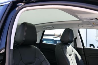 Vauxhall Grandland X 1.5 Turbo D Elite Nav Premium SUV 5dr Diesel Auto Euro 6 (s/s) (