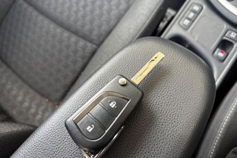 Toyota Yaris 1.5 VVT-h Icon E-CVT Euro 6 (s/s) 5dr