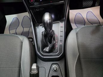 Volkswagen Polo 1.0 TSI SEL DSG Euro 6 (s/s) 5dr