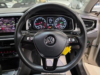 Volkswagen Polo 1.0 TSI SEL DSG Euro 6 (s/s) 5dr