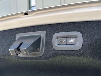 Volvo S90 2.0 T4 Momentum Plus Auto Euro 6 (s/s) 4dr