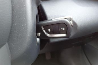 Toyota Yaris 1.5 VVT-h Icon E-CVT Euro 6 (s/s) 5dr