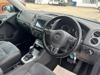 Volkswagen Tiguan 2.0 TDI BlueMotion Tech Match DSG 4WD Euro 6 (s/s) 5dr