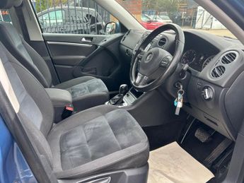 Volkswagen Tiguan 2.0 TDI BlueMotion Tech Match DSG 4WD Euro 6 (s/s) 5dr