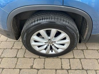 Volkswagen Tiguan 2.0 TDI BlueMotion Tech Match DSG 4WD Euro 6 (s/s) 5dr