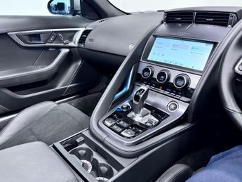 Jaguar F-Type 2.0i R-Dynamic Plus Convertible 2dr Petrol Auto Euro 6 (s/s) (30