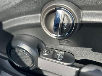 MINI Hatch 1.5 One Classic Steptronic Euro 6 (s/s) 3dr