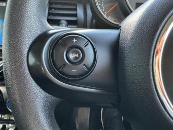 MINI Hatch 1.5 One Classic Steptronic Euro 6 (s/s) 3dr