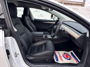 Tesla Model 3 (Dual Motor) Long Range Auto 4WDE 4dr