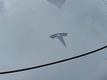 Tesla Model 3 (Dual Motor) Long Range Auto 4WDE 4dr