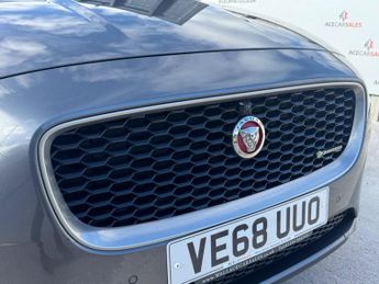 Jaguar E-PACE 2.0 D180 R-Dynamic S Auto AWD Euro 6 (s/s) 5dr