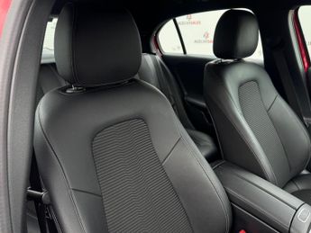 Mercedes-Benz A Class 1.5 A180d Sport (Executive) 7G-DCT Euro 6 (s/s) 5dr