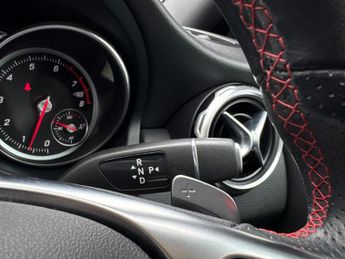 Mercedes-Benz GLA 1.6 GLA180 AMG Line Edition 7G-DCT Euro 6 (s/s) 5dr