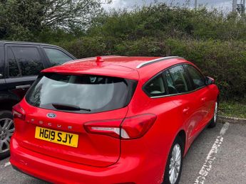 Ford Focus 1.0T EcoBoost Titanium Auto Euro 6 (s/s) 5dr