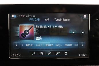 Mercedes-Benz A Class 1.3 A250e 15.6kWh AMG Line 8G-DCT Euro 6 (s/s) 4dr