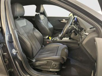 Audi A4 2.0 TDI 35 Black Edition Saloon 4dr Diesel S Tronic Euro 6 (s/s)