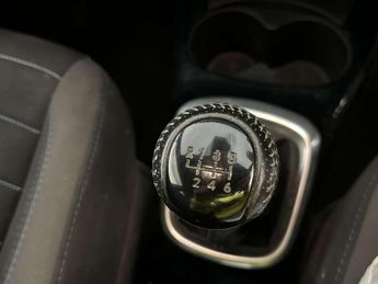 Toyota Yaris 1.5 VVT-i Grey Bi-Tone Hatchback 5dr Petrol Manual Euro 6 (111 p