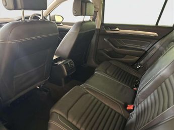 Volkswagen Passat 1.4 TSI 13kWh GTE Estate 5dr Petrol Plug-in Hybrid DSG Euro 6 (s