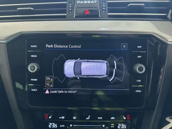 Volkswagen Passat 1.4 TSI 13kWh GTE Estate 5dr Petrol Plug-in Hybrid DSG Euro 6 (s