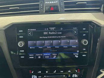 Volkswagen Passat 1.4 TSI 13kWh GTE Estate 5dr Petrol Plug-in Hybrid DSG Euro 6 (s