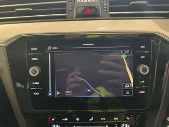 Volkswagen Passat 1.4 TSI 13kWh GTE Estate 5dr Petrol Plug-in Hybrid DSG Euro 6 (s